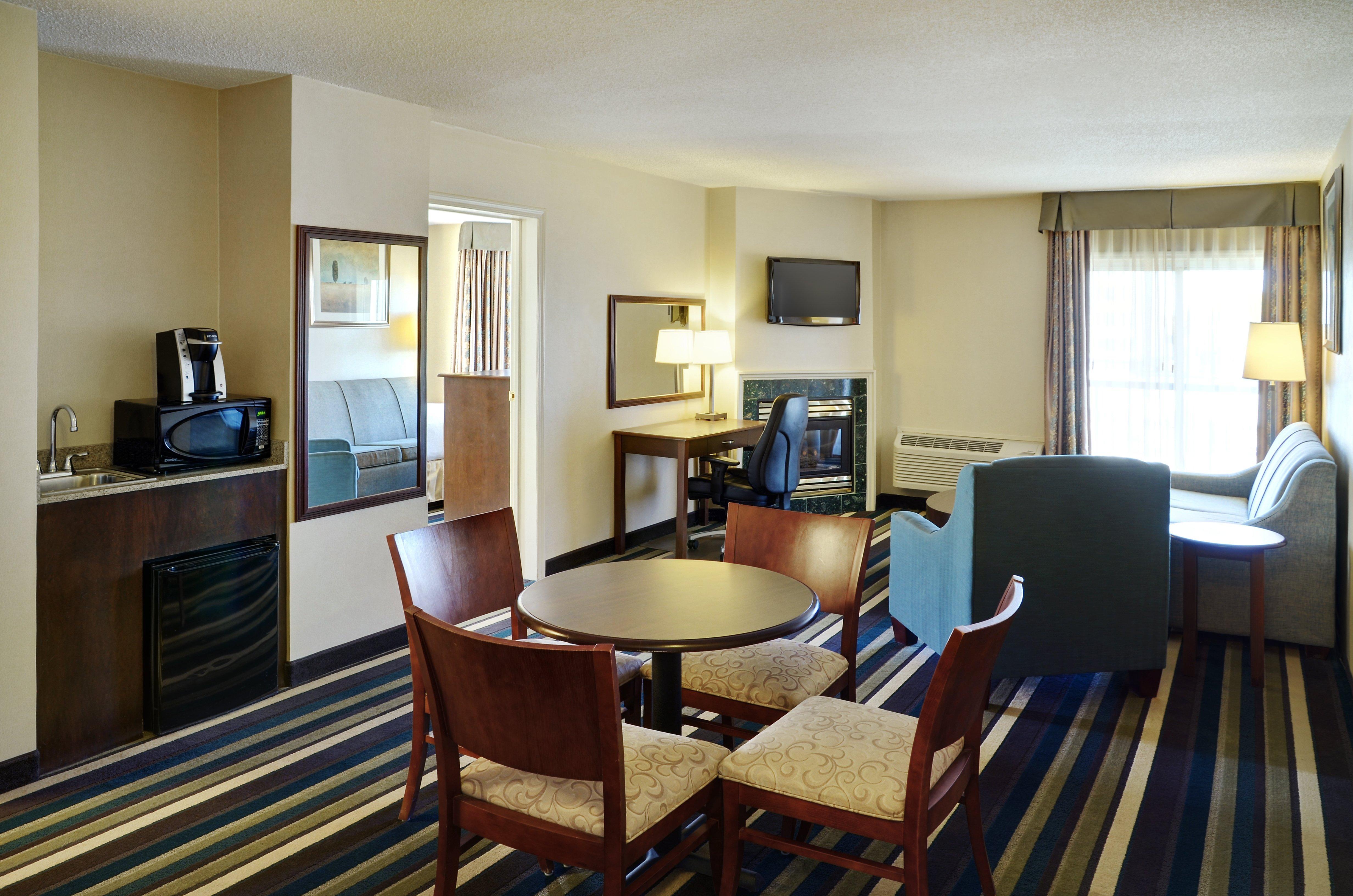 Holiday Inn Conference Centre Edmonton South By Ihg Exterior foto